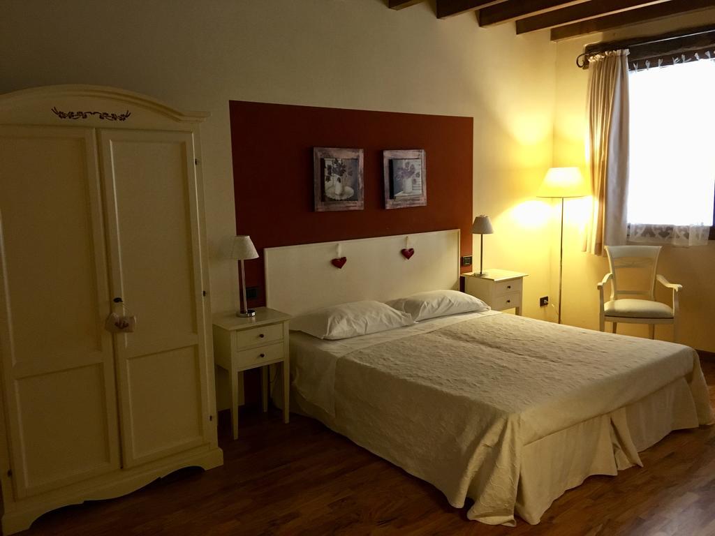 Agriturismo Corte Rocca San Giorgio di Mantova Exterior foto