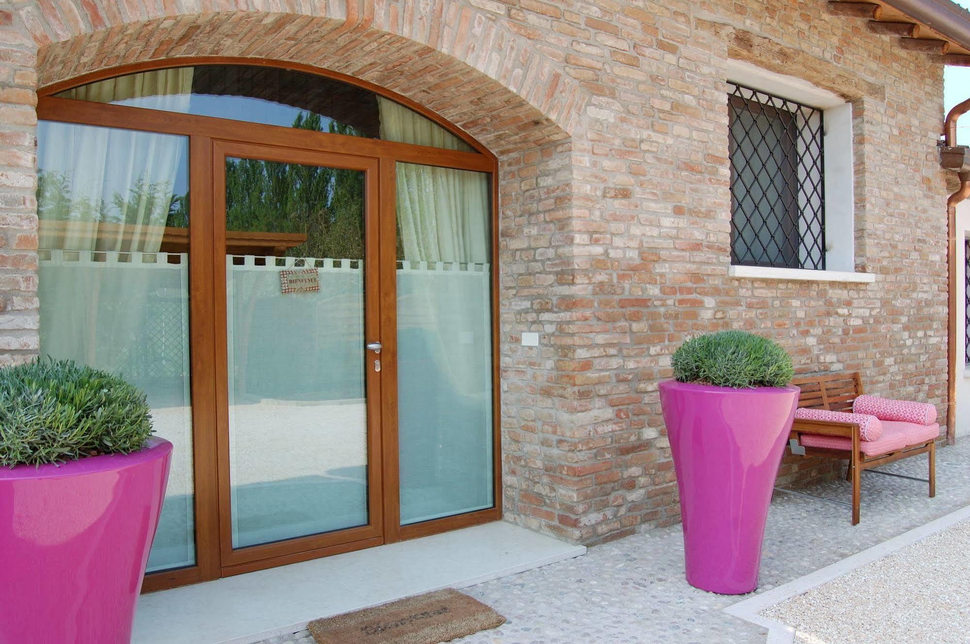 Agriturismo Corte Rocca San Giorgio di Mantova Exterior foto